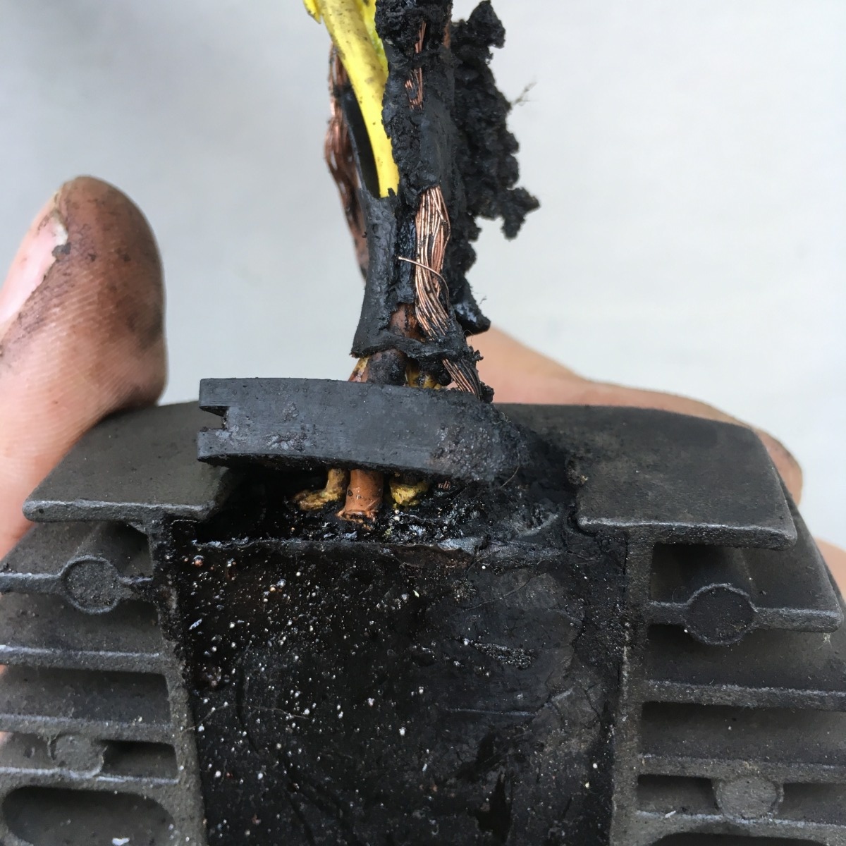 Electrical Fire In the Regulator/Rectifier today! - KZRider Forum ...