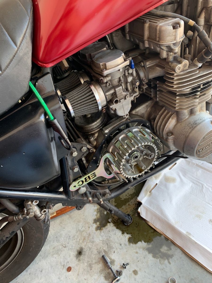 Clutch nut removal KZRider Forum KZRider, KZ, Z1 & Z Motorcycle Enthusiast's Forum
