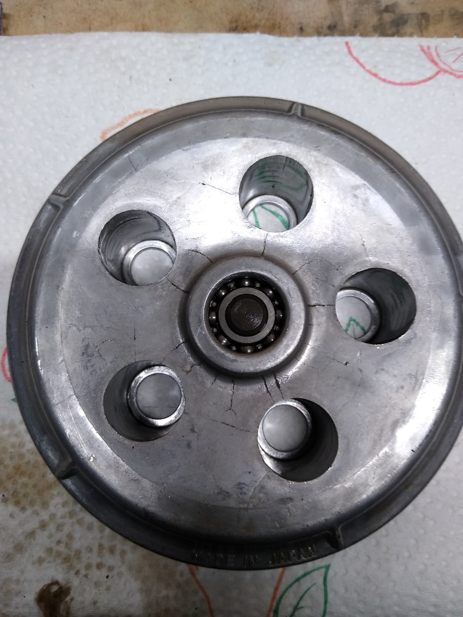 1982 KZ1000, Cracked Clutch Spring Cover Page 2 KZRider Forum