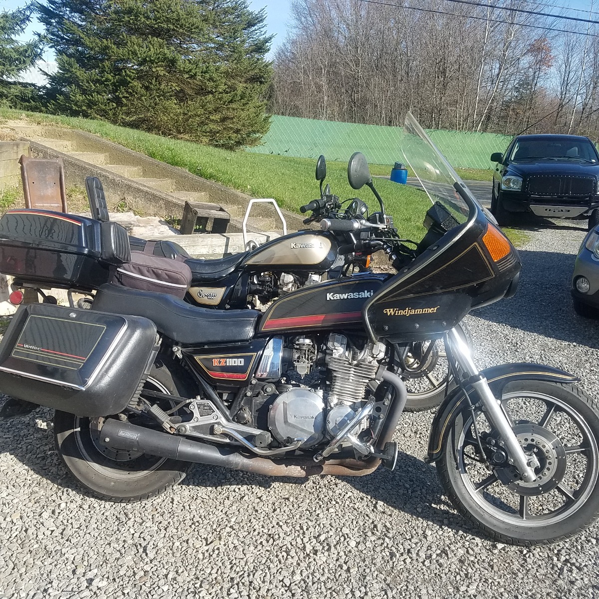 1983 kz1100 shaft erratic tach and non-op voltmeter. - KZRider