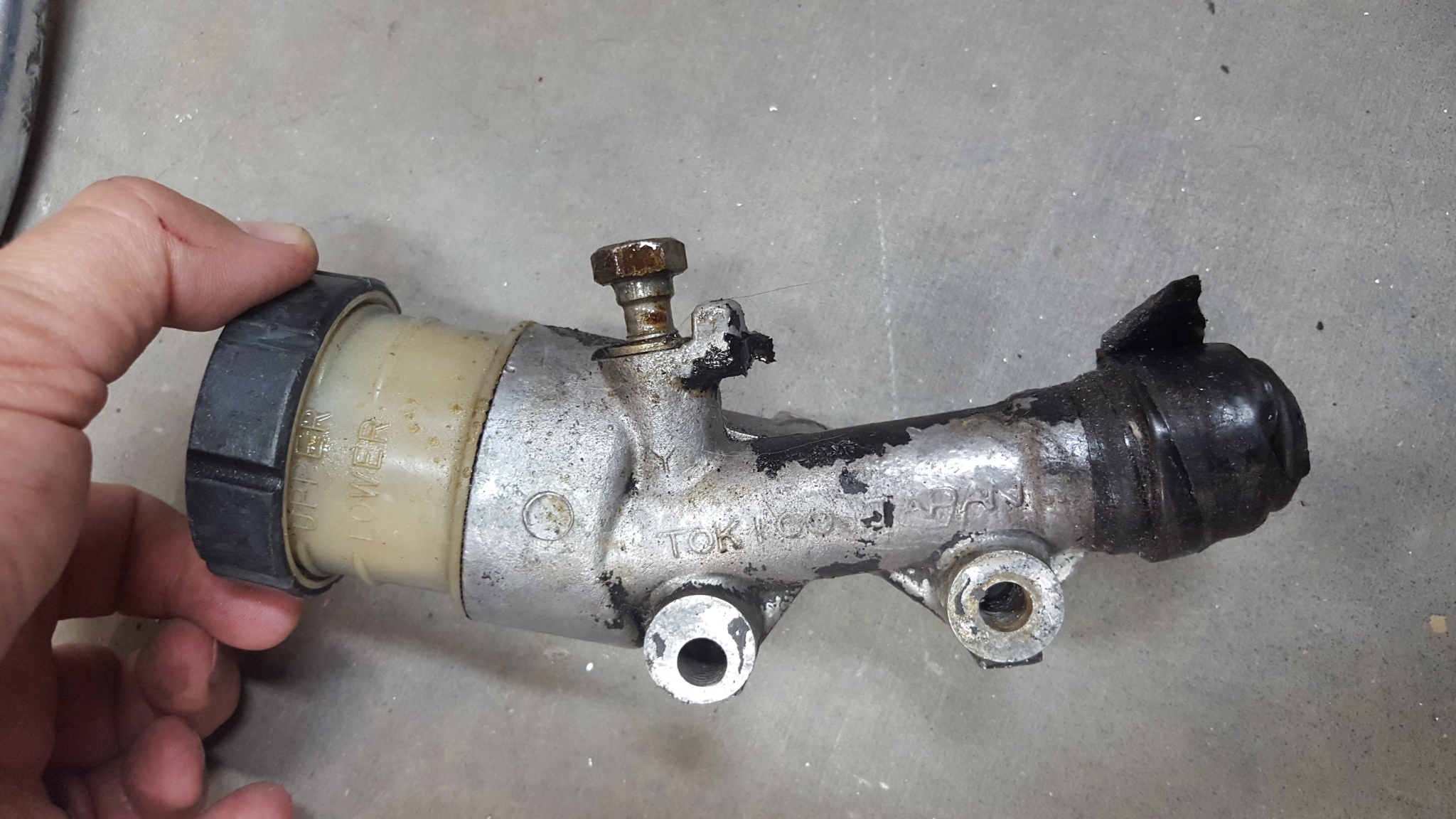 Rear Brake Master Cylinder Rebuild Kit ? - Page 2 - KZRider - KZRider, KZ, Z1 Z Motorcycle Forum