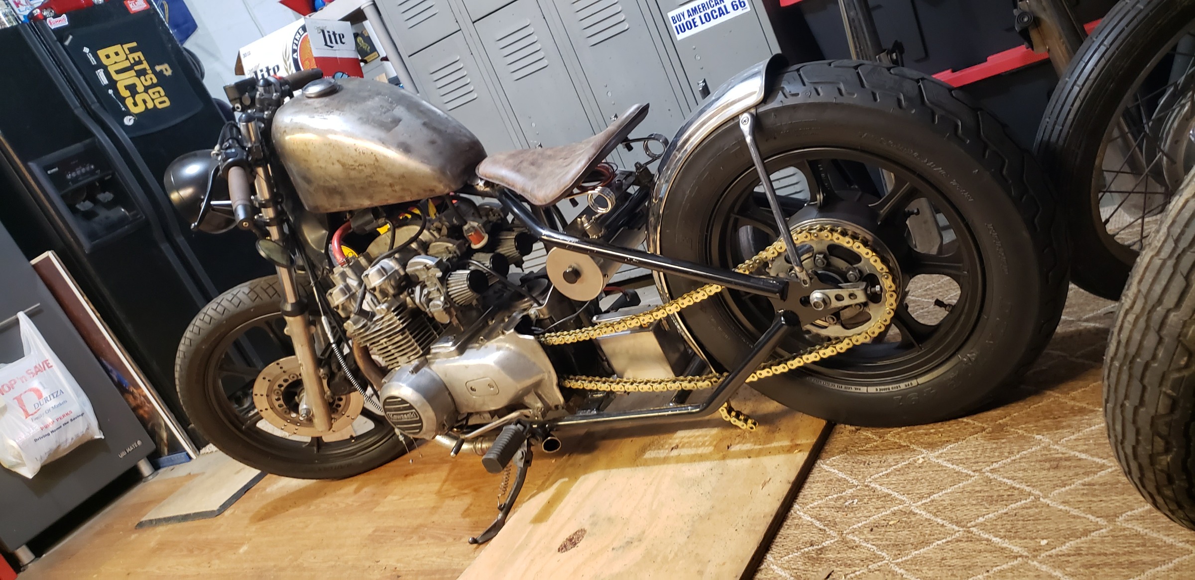 kz550 bobber