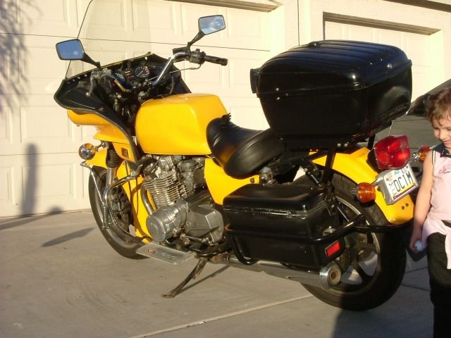 1982 kz1000p with custom gas tank