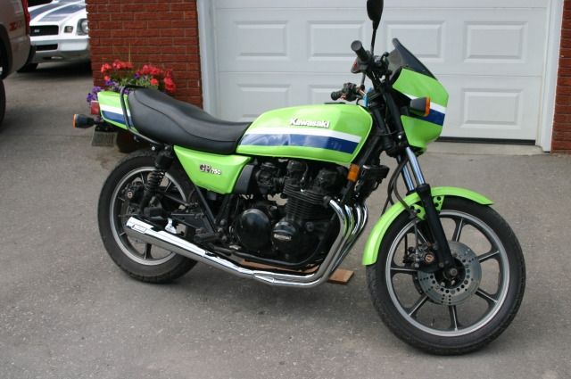 82 gpz750