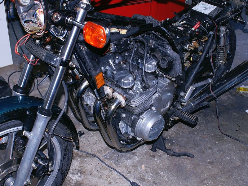 82 kz750e33