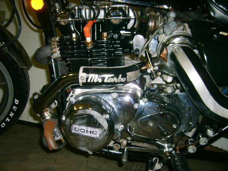 1976 kz900 turbo motor pic