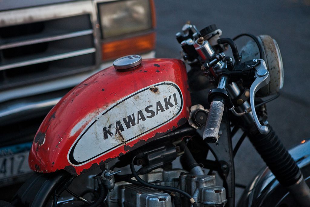 Pulling throttle too quick cuts out engine when starting KZRider