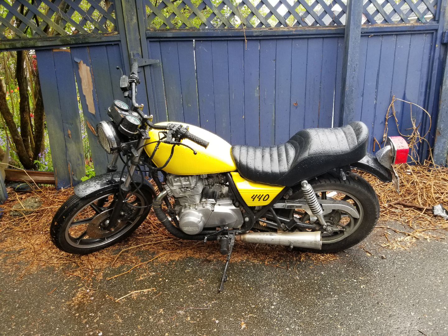 Exhaust fumes coming from the air box? KZ440 KZRider Forum KZRider